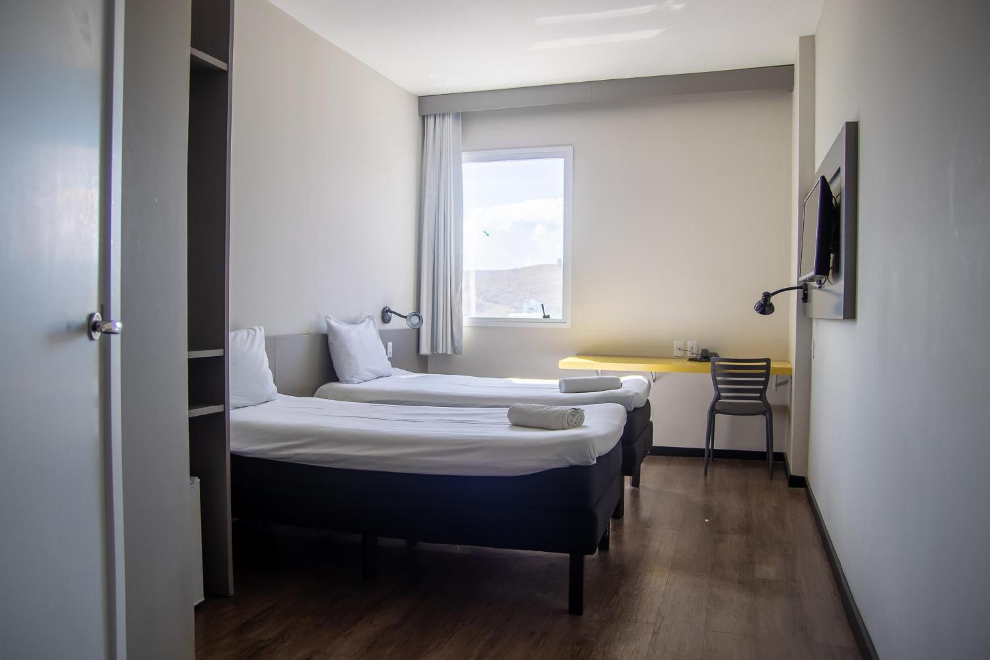 Ibis Styles Tres Rios Hotel ภายนอก รูปภาพ