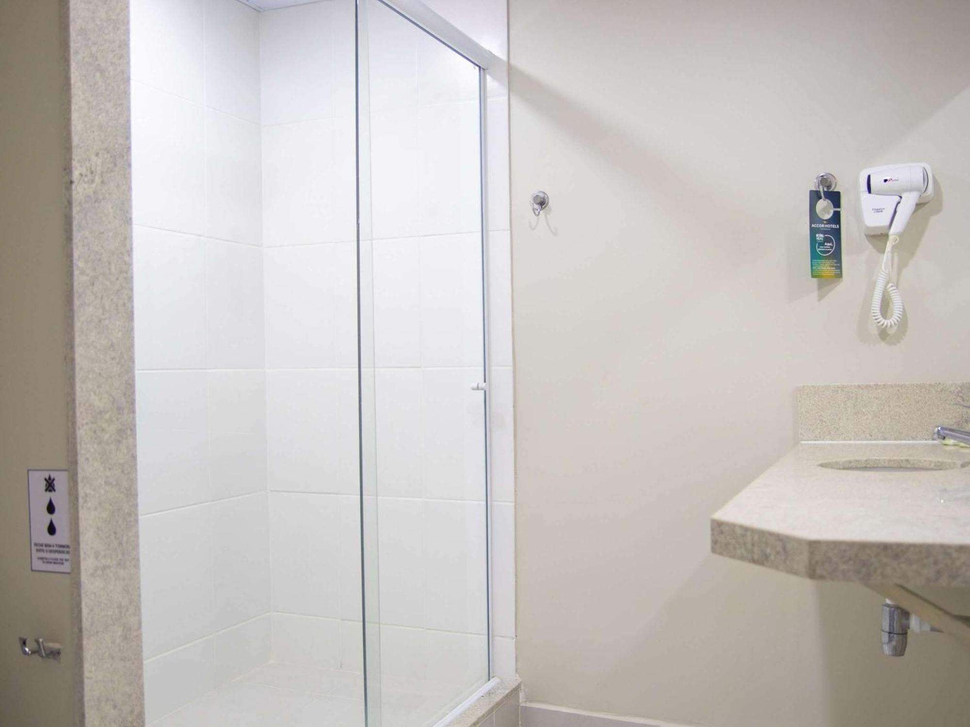 Ibis Styles Tres Rios Hotel ภายนอก รูปภาพ
